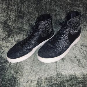 Nike high top sneakers